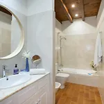 Owl Vallori - 5 Min Walk To The